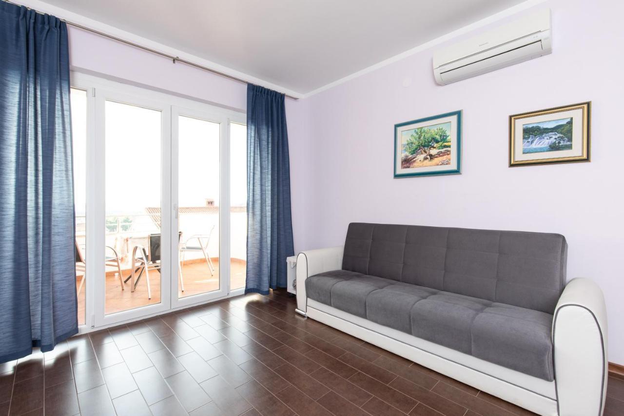 Apartments Bella Vista 克尔克 外观 照片