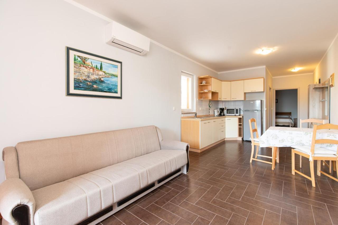 Apartments Bella Vista 克尔克 外观 照片