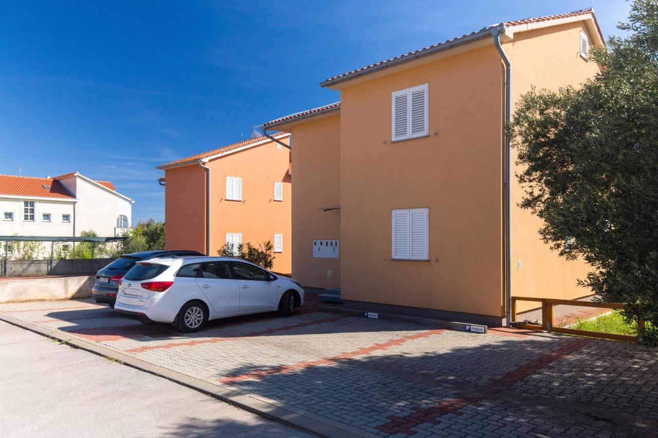 Apartments Bella Vista 克尔克 外观 照片