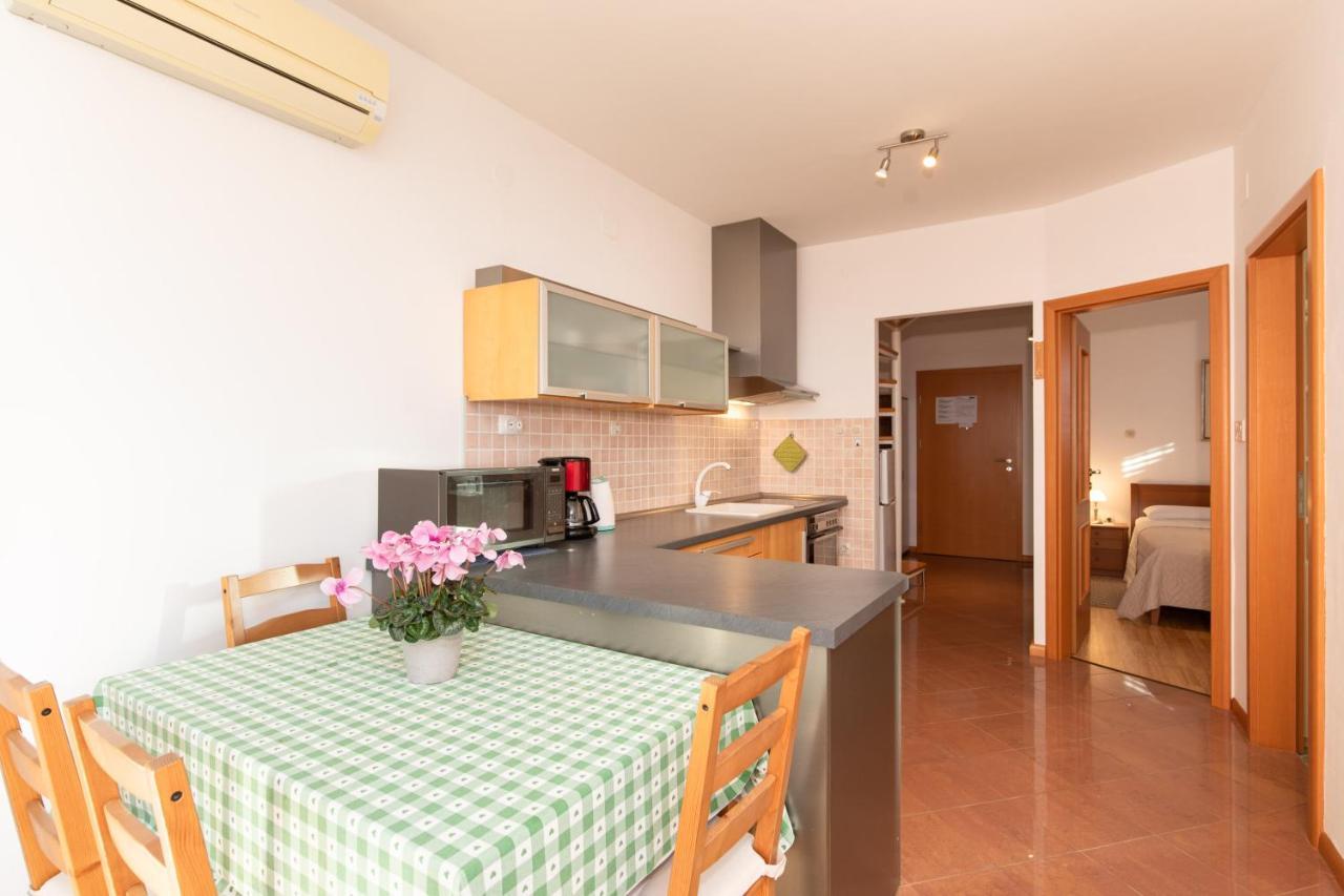 Apartments Bella Vista 克尔克 外观 照片