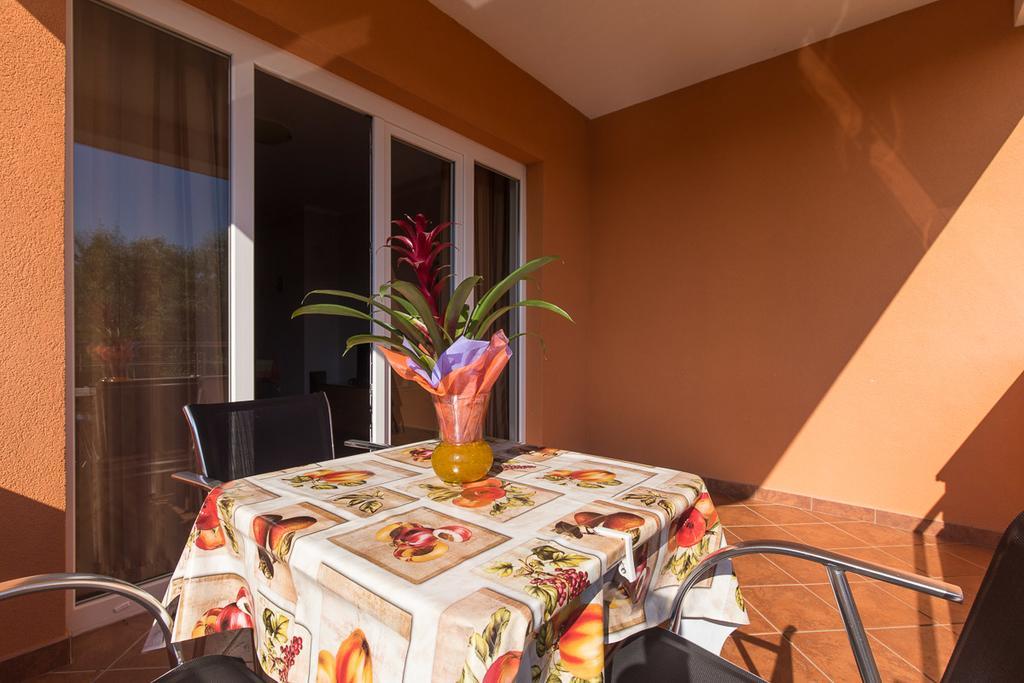 Apartments Bella Vista 克尔克 外观 照片