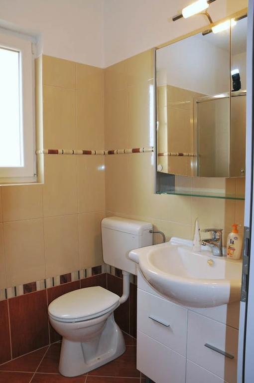 Apartments Bella Vista 克尔克 外观 照片